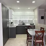 Laureta Central Apartment